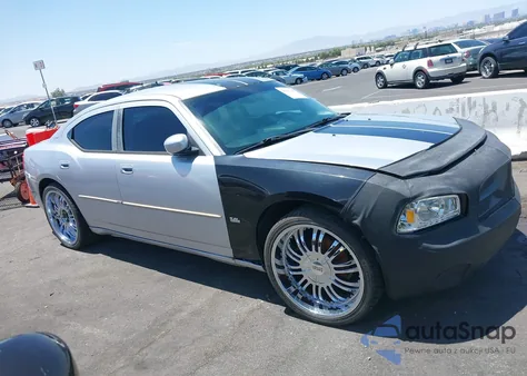 2010 Dodge Charger Sxt z USA, uszkodzony, nr VIN 2B3CA3CVXAH214351